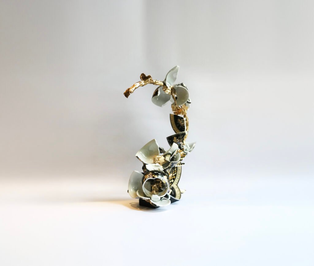 Entropy by Alexandru Regent (Recycled porcelain and plaster on plinth, 2019)